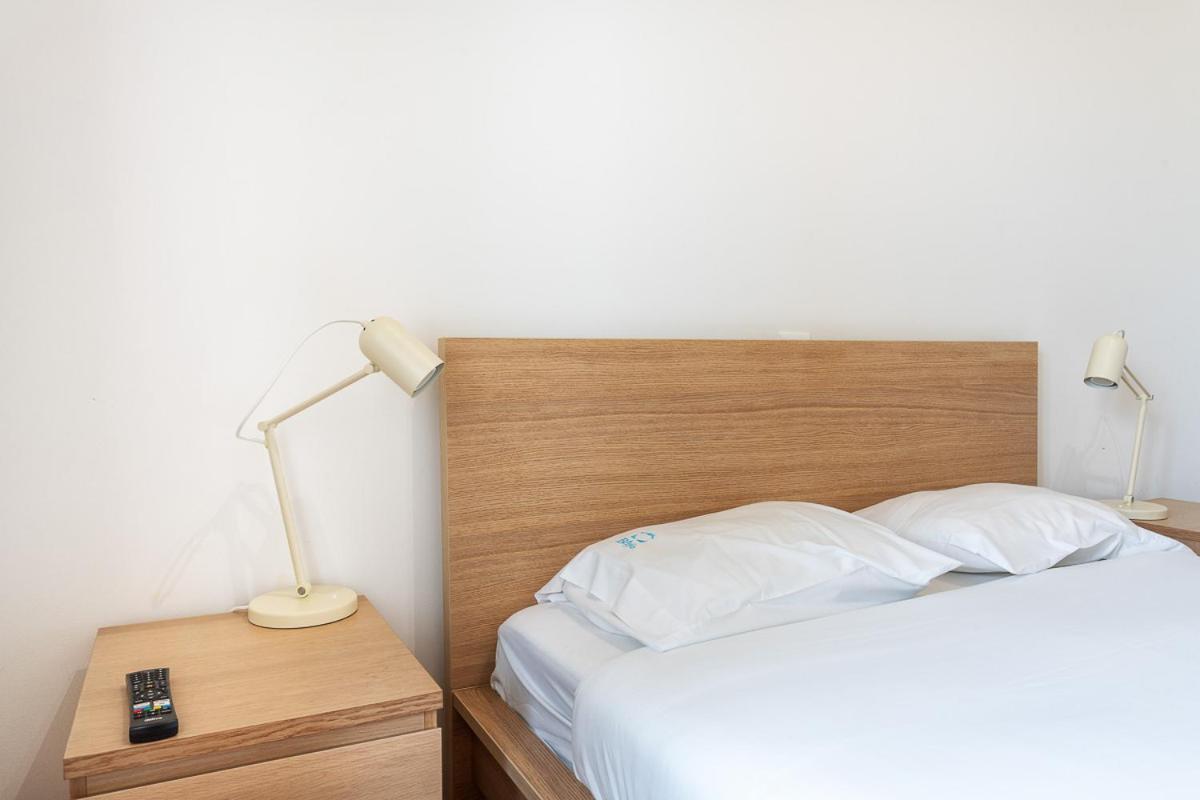 Blife Salinya Private Rooms At N125 Olhão Eksteriør billede