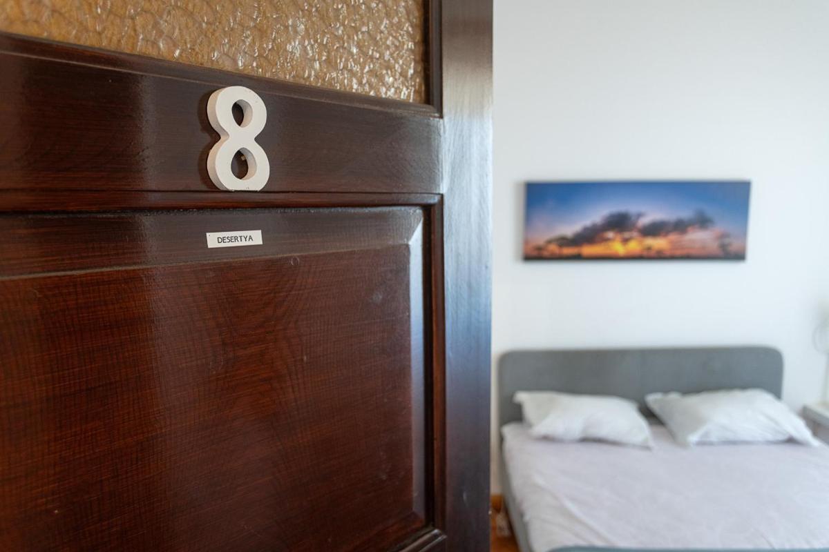 Blife Salinya Private Rooms At N125 Olhão Eksteriør billede